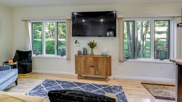 Apartment (0 Bedroom) | Interior