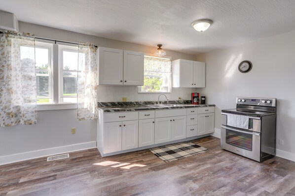 House (3 Bedrooms) | Interior