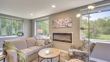 House (1 Bedroom) | Interior