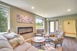 House (1 Bedroom) | Interior