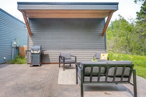 House (1 Bedroom) | Interior - Walk to Lake Superior & Beach: Modern Retreat (Cornucopia)
