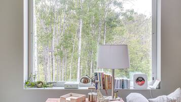 House (1 Bedroom) | Interior