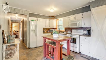 Rumah (2 Bedrooms) | Interior