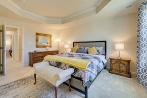 Apartment (3 Bedrooms) | Interior - Spacious Hedgesville Retreat ~ 5 Mi to Golf Course (Hedgesville)