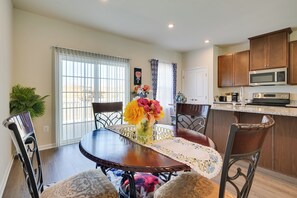 Interior - Spacious Hedgesville Retreat ~ 5 Mi to Golf Course (Hedgesville)