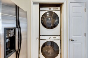 อพาร์ทเมนท์ (2 Bedrooms) | ภายใน