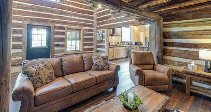 Bedford Cabin w/ Porch, 5 Mi to Historic District!