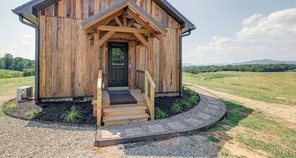 Bedford Cabin w/ Porch, 5 Mi to Historic District!