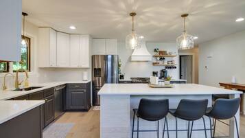 Nhà (4 Bedrooms) | Nội thất