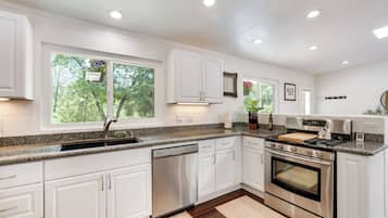 Rumah (3 Bedrooms) | Interior