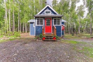 House (2 Bedrooms) | Front of property - Charming Alaska Vacation Rental w/ Gas Grill! (Willow)
