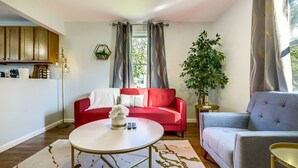 Living area - North Stonington Home Near Coast + Wineries! (North Stonington)