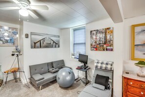 Interior - Cozy Berkshires Vacation Rental Near Hiking! (Chester)