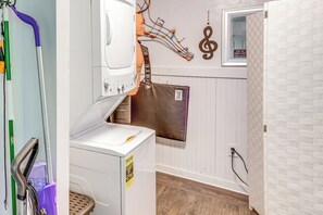 Interior - Cozy Berkshires Vacation Rental Near Hiking! (Chester)