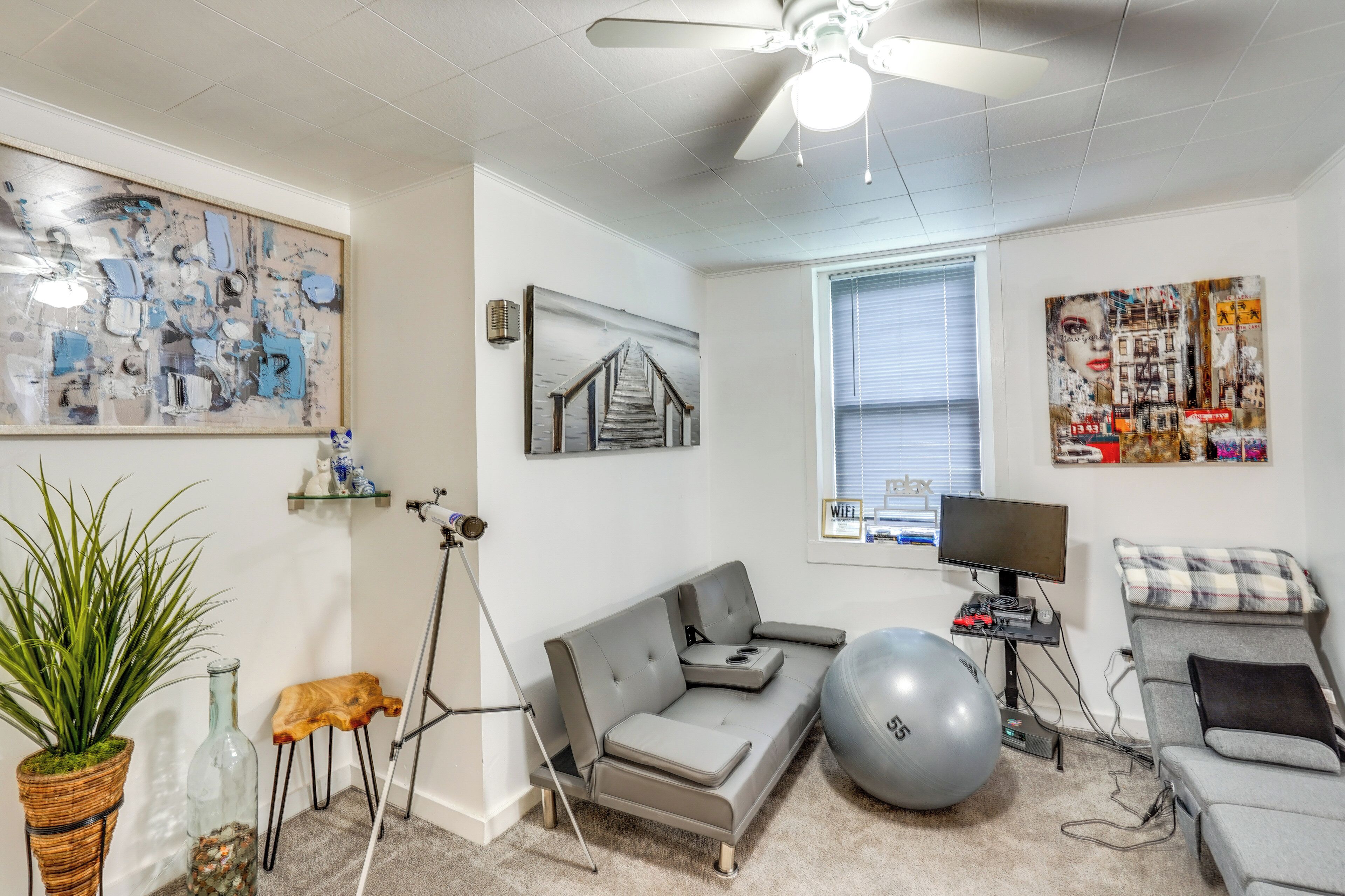 Apartment (2 Bedrooms) | Bahagian dalam