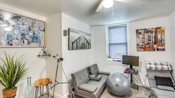 Apartment (2 Bedrooms) | Bahagian dalam