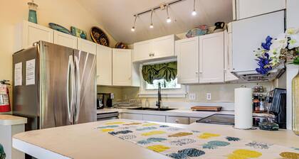 Walk to Beach! Key West Paradise w/ Ocean View