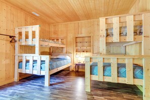 House (2 Bedrooms) | Bahagian dalam