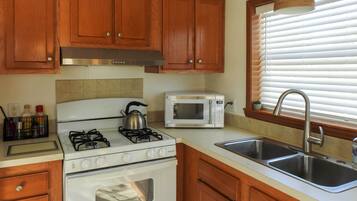 Rumah (2 Bedrooms) | Interior