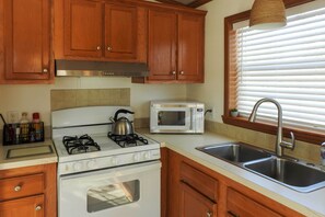 Rumah (2 Bedrooms) | Interior