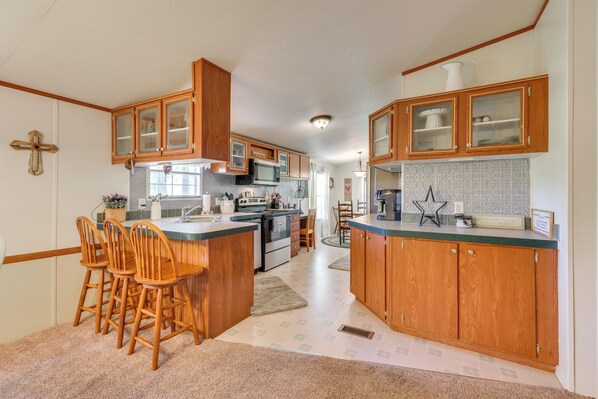 House (3 Bedrooms) | Interior