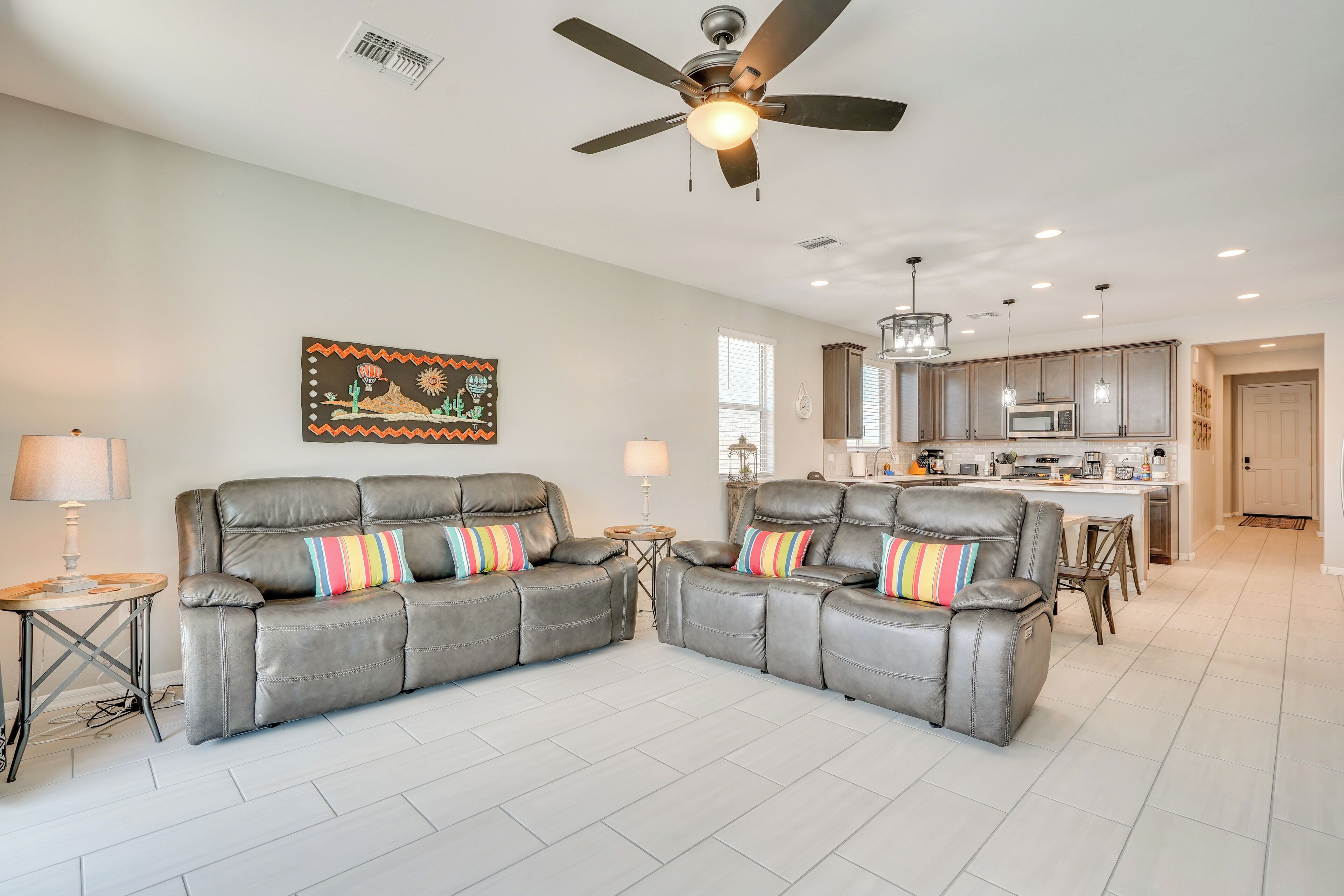 المنشأة من الداخل