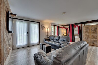 Pet-friendly Caneadea Retreat With Deck!