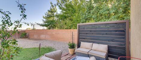 House (6 Bedrooms) | Front of property