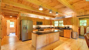 Cottage (3 Bedrooms) | Interior