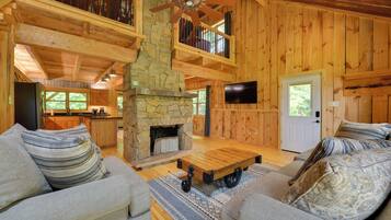 Cottage (3 Bedrooms) | Front of property