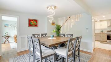 Rumah (5 Bedrooms) | Interior