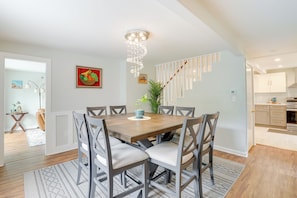 House (5 Bedrooms) | Interior - Pennington Home w/ Deck ~ 9 Mi to Princeton! (Pennington)