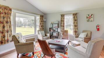 Rumah (5 Bedrooms) | Interior