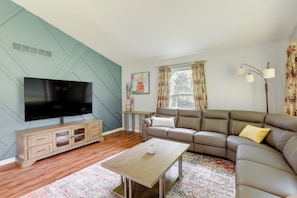 House (5 Bedrooms) | Interior - Pennington Home w/ Deck ~ 9 Mi to Princeton! (Pennington)
