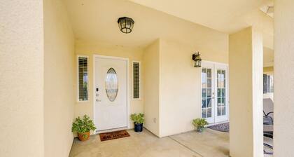 Porterville Getaway w/ Patio + Valley Views!
