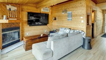 Rumah (2 Bedrooms) | Interior