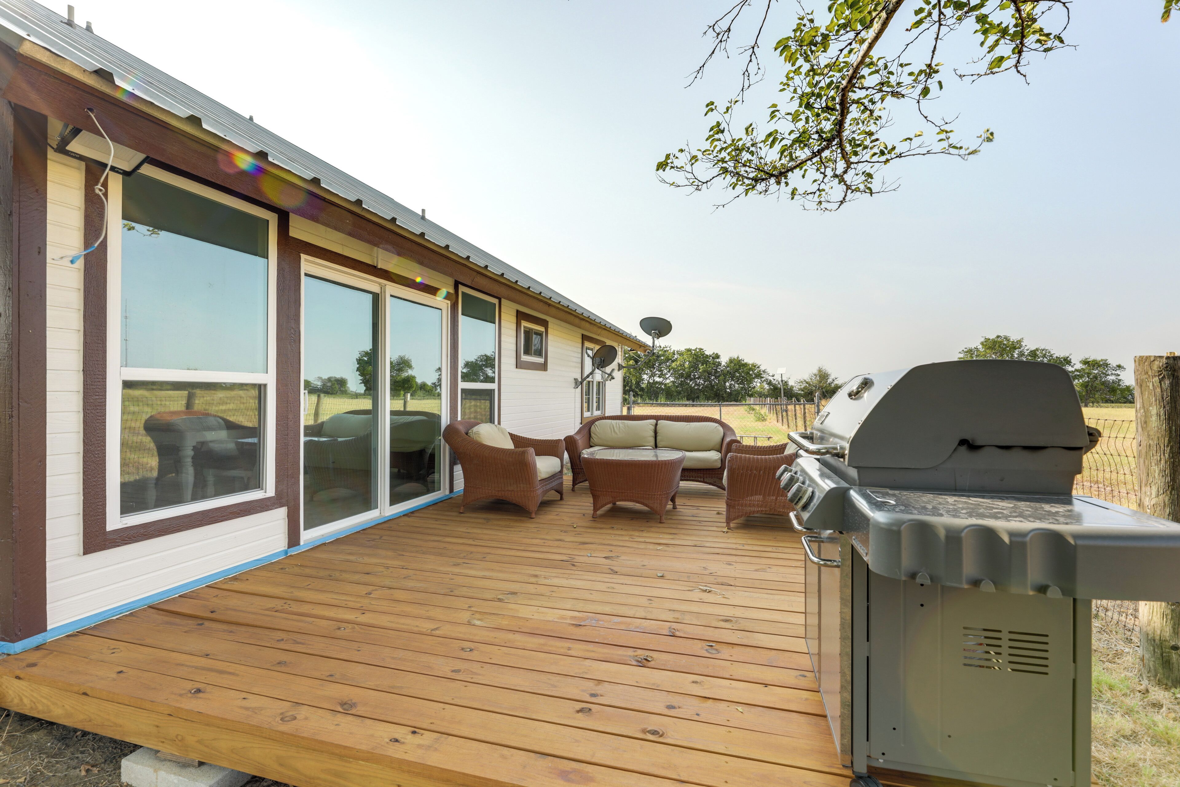 House (2 Bedrooms) | Interior