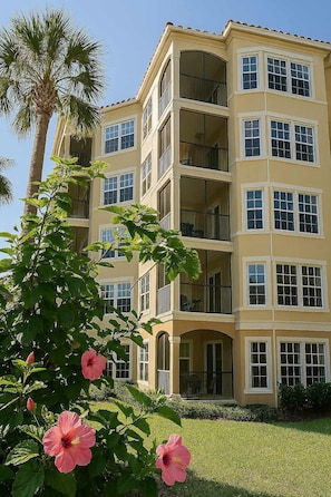 Exterior - Charming Condo near Convention Center: Save w/No Resort Fees! Condo Rental Only! (Orlando)