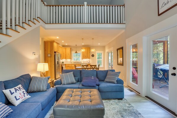 House (3 Bedrooms) | Interior