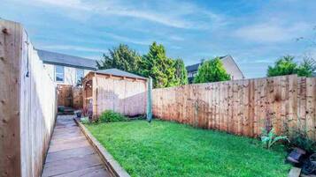 House | Kawasan hartanah