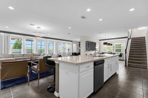 Interior - 9 Bedroom/ 6.5 Bathroom/ Solara Resort (1580NP) (Kissimmee)