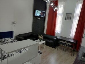 Living area - SOUVENIRAPPART IN THE CENTER OF BYDGOSZCZ (Bydgoszcz)