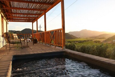 Family House, 3 Bedrooms, Patio, Mountain View