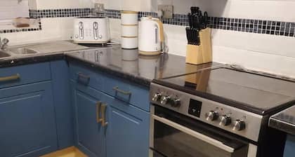 Beautiful 2-bed House in Bridgend
