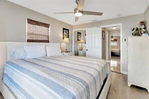 2 bedrooms, iron/ironing board, free WiFi, bed sheets