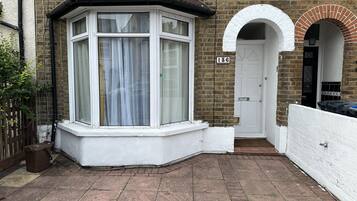 House | Terrace/patio