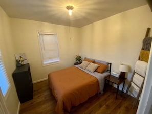 3 habitaciones, cuna de viaje, wifi gratis y ropa de cama 