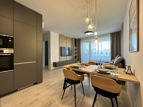 5 min of walk from the center, panoramic view, brand new apartment