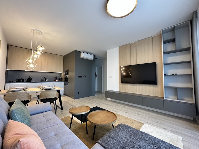 5 Min Of Walk From The Center, Panoramic View, Brand New Apartment - Slowakei