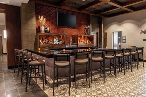 Lobby lounge - Drury Plaza Hotel Dallas Arlington (Arlington)